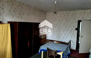 Тристаен апартамент в Добрич, Балик