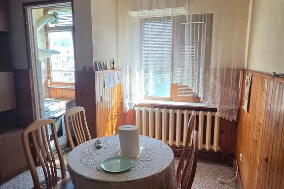 3-bedroom apartment in Dobrich, Balik