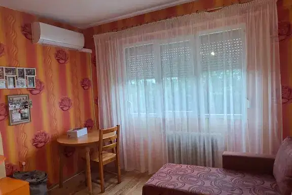 Тристаен апартамент в Добрич, Балик