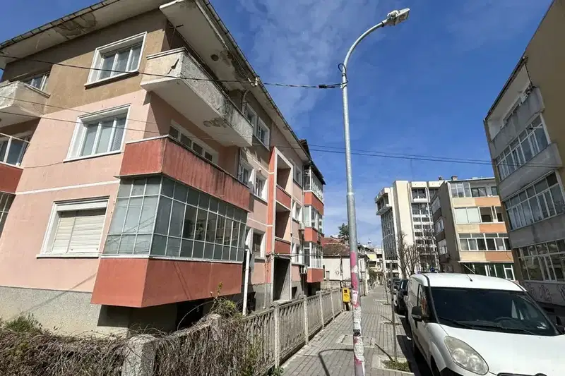 Тристаен апартамент в Добрич, Център