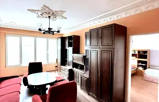 Тристаен апартамент в Добрич, Център