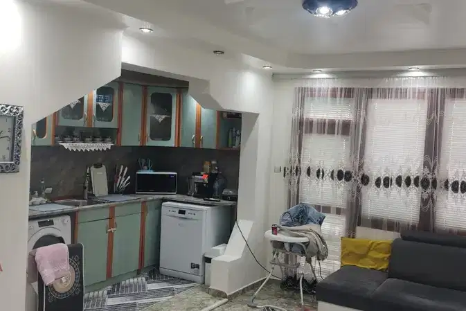 Многостаен апартамент в Добрич, Център
