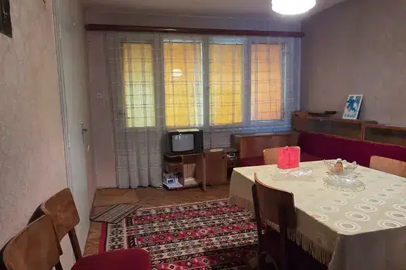 Многостаен апартамент в Добрич, Център
