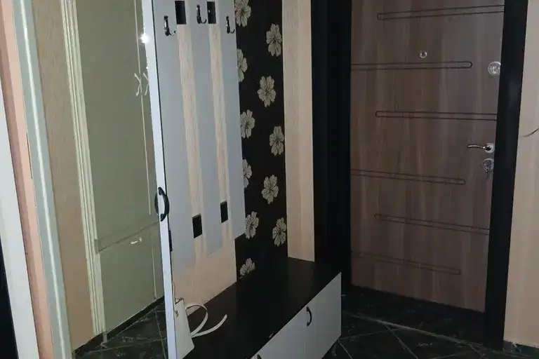 Тристаен апартамент в Добрич, Добротица - Варненска