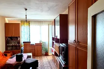 Тристаен апартамент в Добрич, Йовково