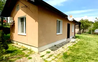 Двустаен апартамент в София, Елин Пелин