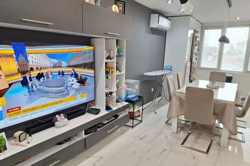 4-bedroom apartment in Oblast Stara Zagora, Kazanlyk