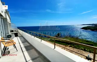 Двустаен апартамент в Бургас, Китен