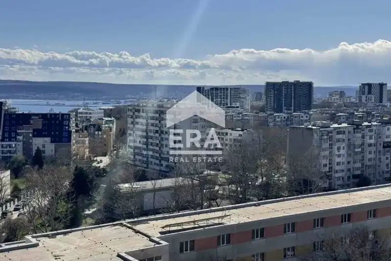 4-bedroom apartment in к.к. Чайка