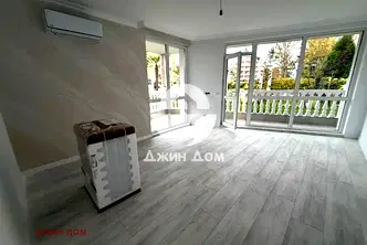Двустаен апартамент в Бургас, к.к. Слънчев бряг
