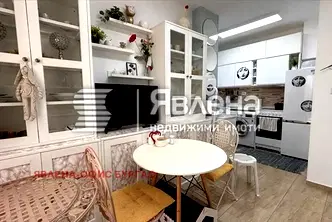 Двустаен апартамент в Бургас, к.к. Слънчев бряг