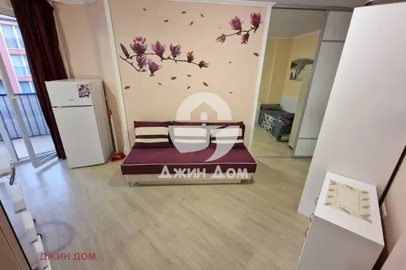 Двустаен апартамент в Бургас, к.к. Слънчев бряг
