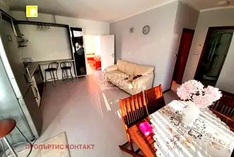 Тристаен апартамент в Бургас, к.к. Слънчев бряг