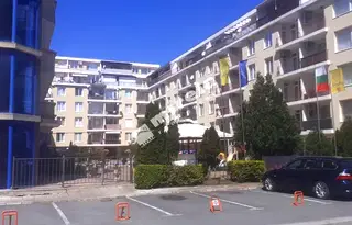 Тристаен апартамент в Бургас, к.к. Слънчев бряг