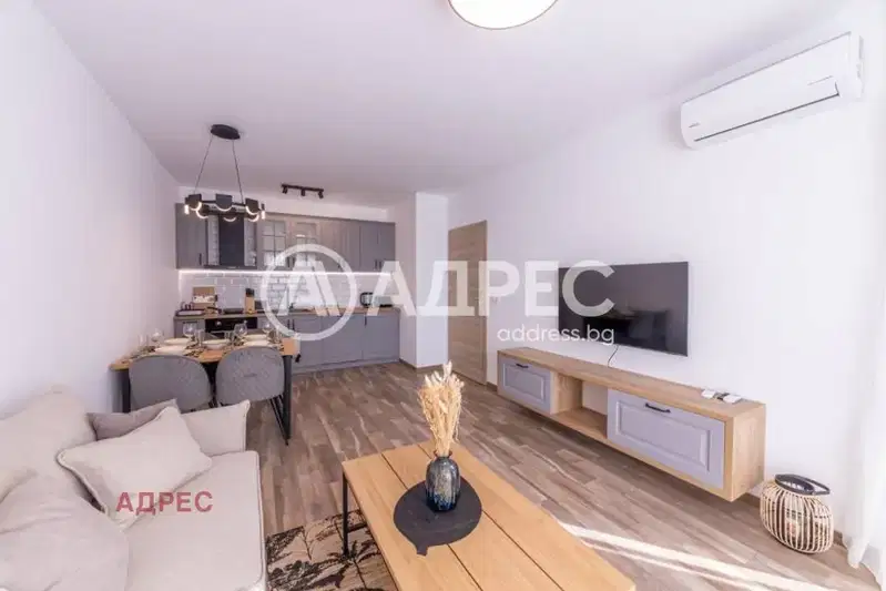 Двустаен апартамент в к.к. Св.Св. Константин и Елена