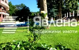 Тристаен апартамент в к.к. Св.Св. Константин и Елена