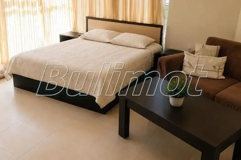 3-bedroom apartment in Zlatni Pyasyci