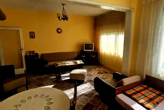 Тристаен апартамент в Кърджали, Център