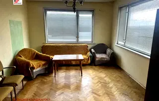 Тристаен апартамент в Кърджали, Център
