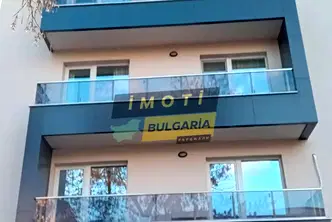 Тристаен апартамент в Кърджали, Център