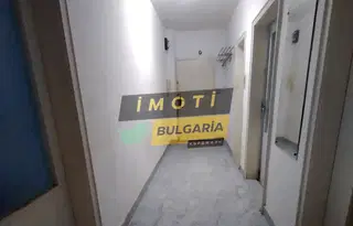 Тристаен апартамент в Кърджали, Център
