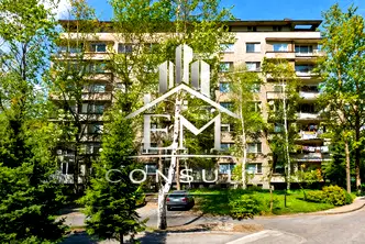 Тристаен апартамент в Кърджали, Център