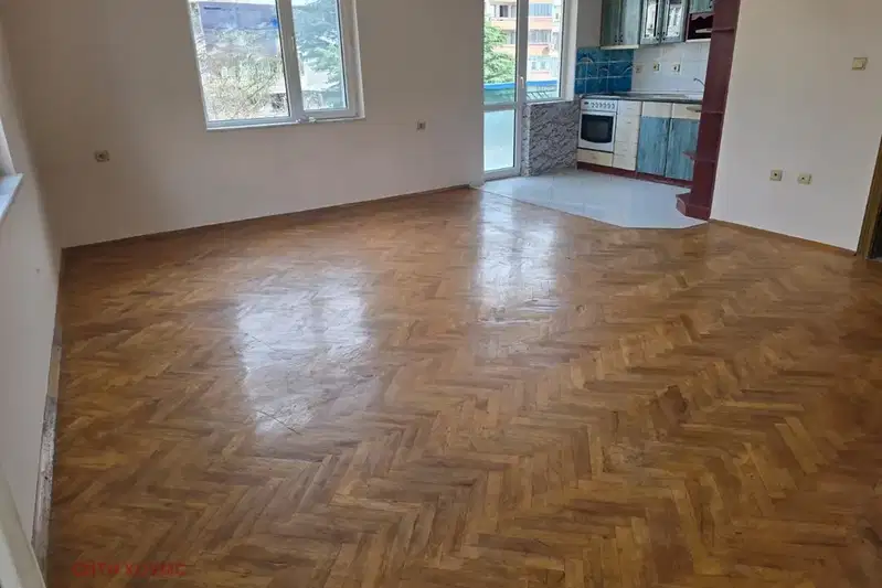 4-bedroom apartment in Kyrdjali, Centyr