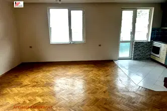 Многостаен апартамент в Кърджали, Център