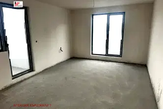 Тристаен апартамент в Кърджали, Възрожденци