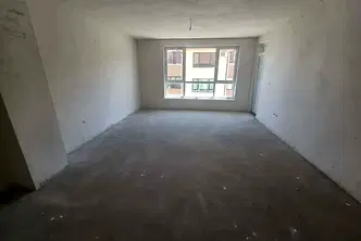Тристаен апартамент в Кърджали, Възрожденци