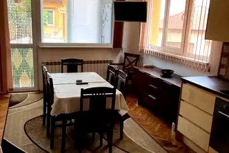 Тристаен апартамент в Кюстендил, Център