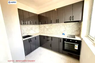 Тристаен апартамент в Ловеч, Център