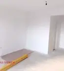 Тристаен апартамент в Ловеч, Младост