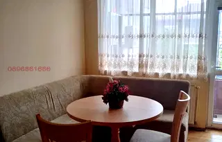 Тристаен апартамент в Ловеч, Широк център