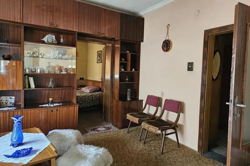 4-bedroom apartment in Veliko Tyrnovo, Lyaskovec