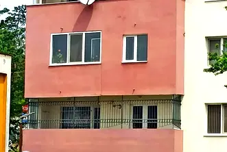 Двустаен апартамент във Враца, Мездра