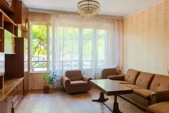3-bedroom apartment in Montana, Idealen Centyr