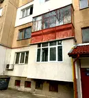 Тристаен апартамент в Монтана, Младост 1