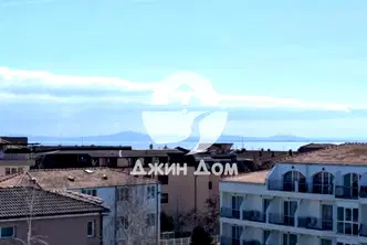 Двустаен апартамент в Бургас, Несебър