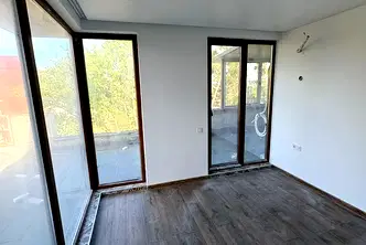 Тристаен апартамент в Бургас, Несебър