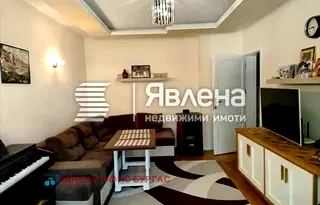 Тристаен апартамент в Бургас, Несебър
