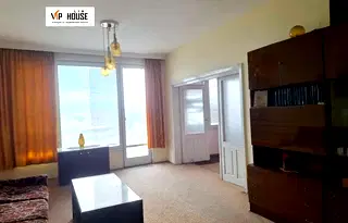 Тристаен апартамент в Пазарджик, Център