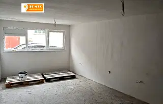 Двустаен апартамент в Пазарджик, Руски