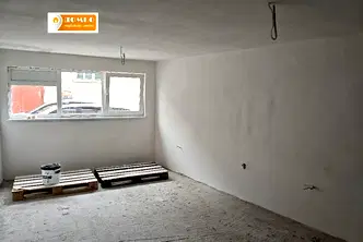 Двустаен апартамент в Пазарджик, Руски