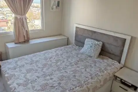 Тристаен апартамент в Пазарджик, Запад