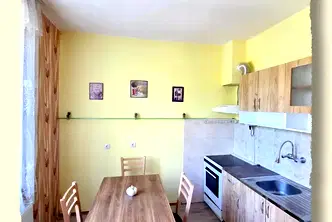 Двустаен апартамент в Перник, Център