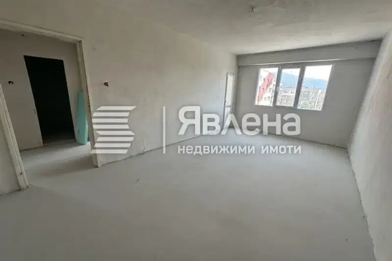 3-bedroom apartment in Pernik, Iztok