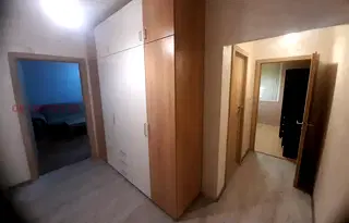 Двустаен апартамент в Перник, Изток
