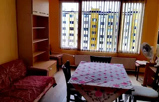 Двустаен апартамент в Перник, Изток