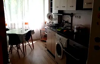 Двустаен апартамент в Перник, Изток